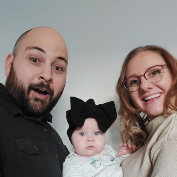 Meet your Posher, Cass - Picture 1 of 1